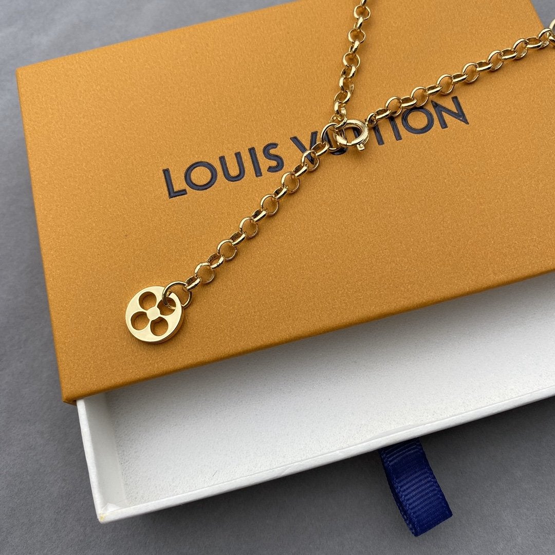2025 Fashionable Hollow Printed Necklace