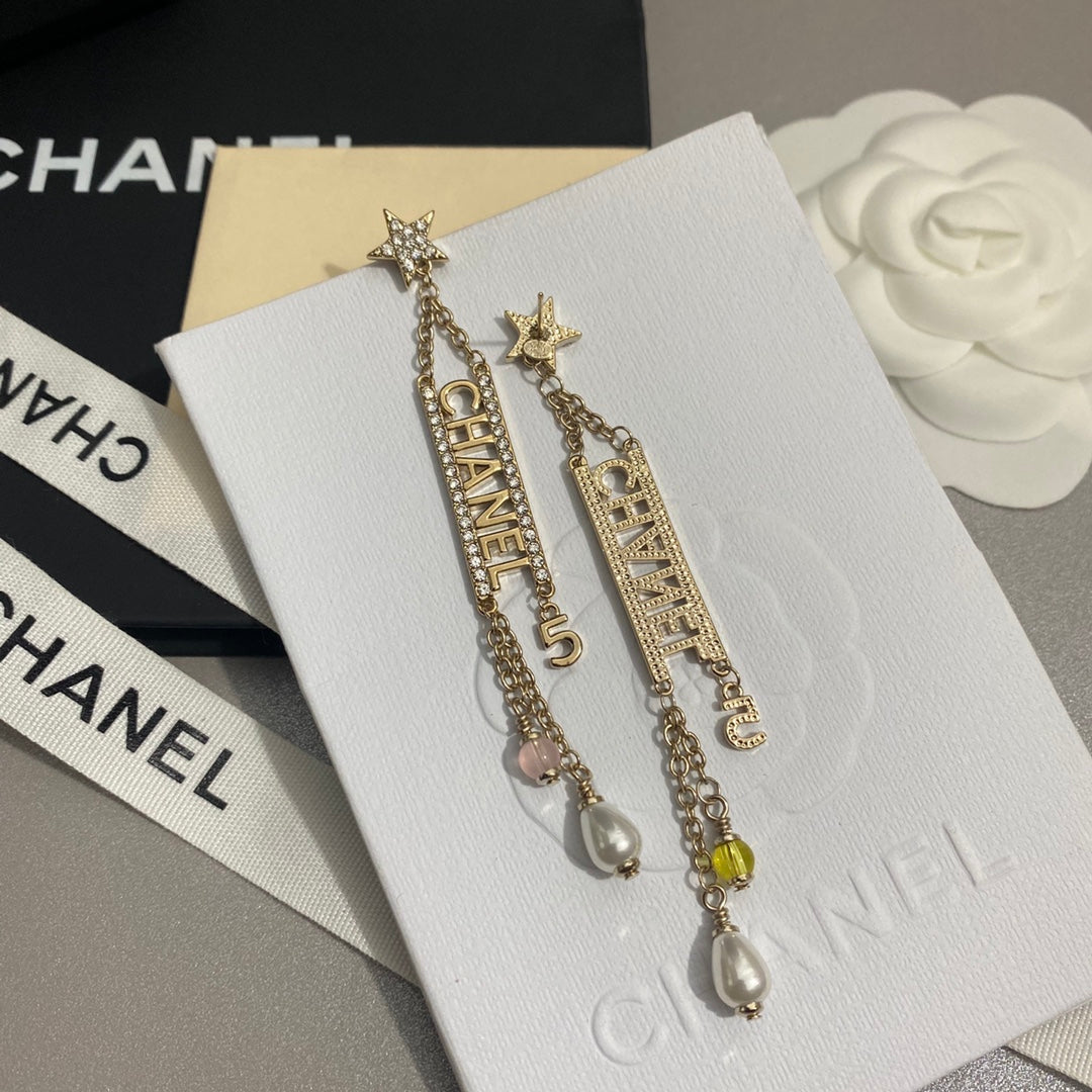 2025 Fashion five-pointed star rhinestone tassel earrings