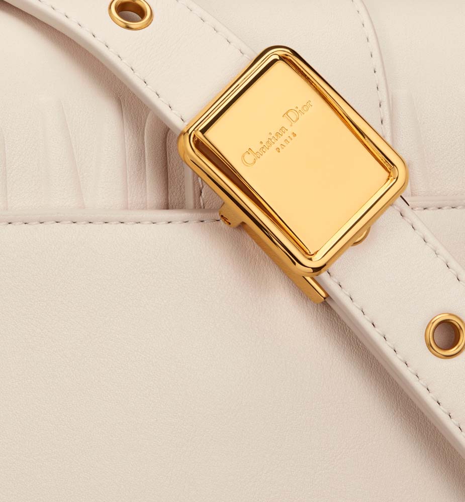 2025 Bag SMALL 30 MONTAIGNE BAG