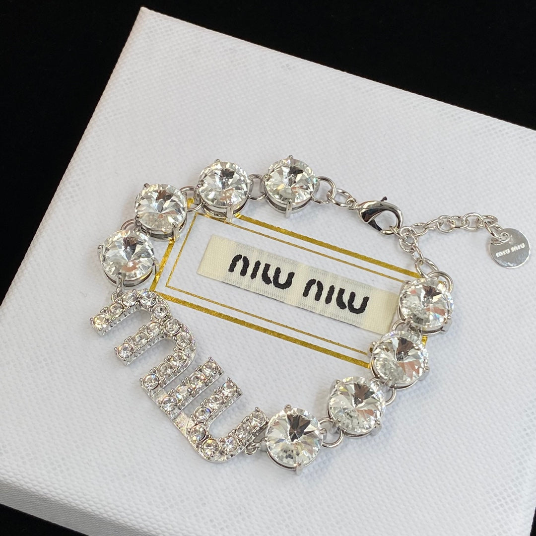 2025 Sparkling Crystal Diamond Bracelet Necklace Set
