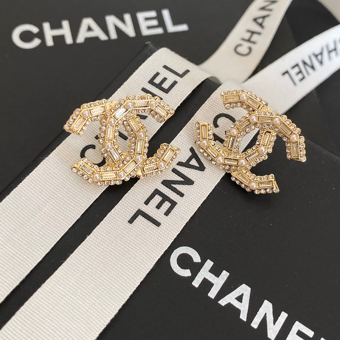 2025 Temperament Zircon Pearl Stud Earrings