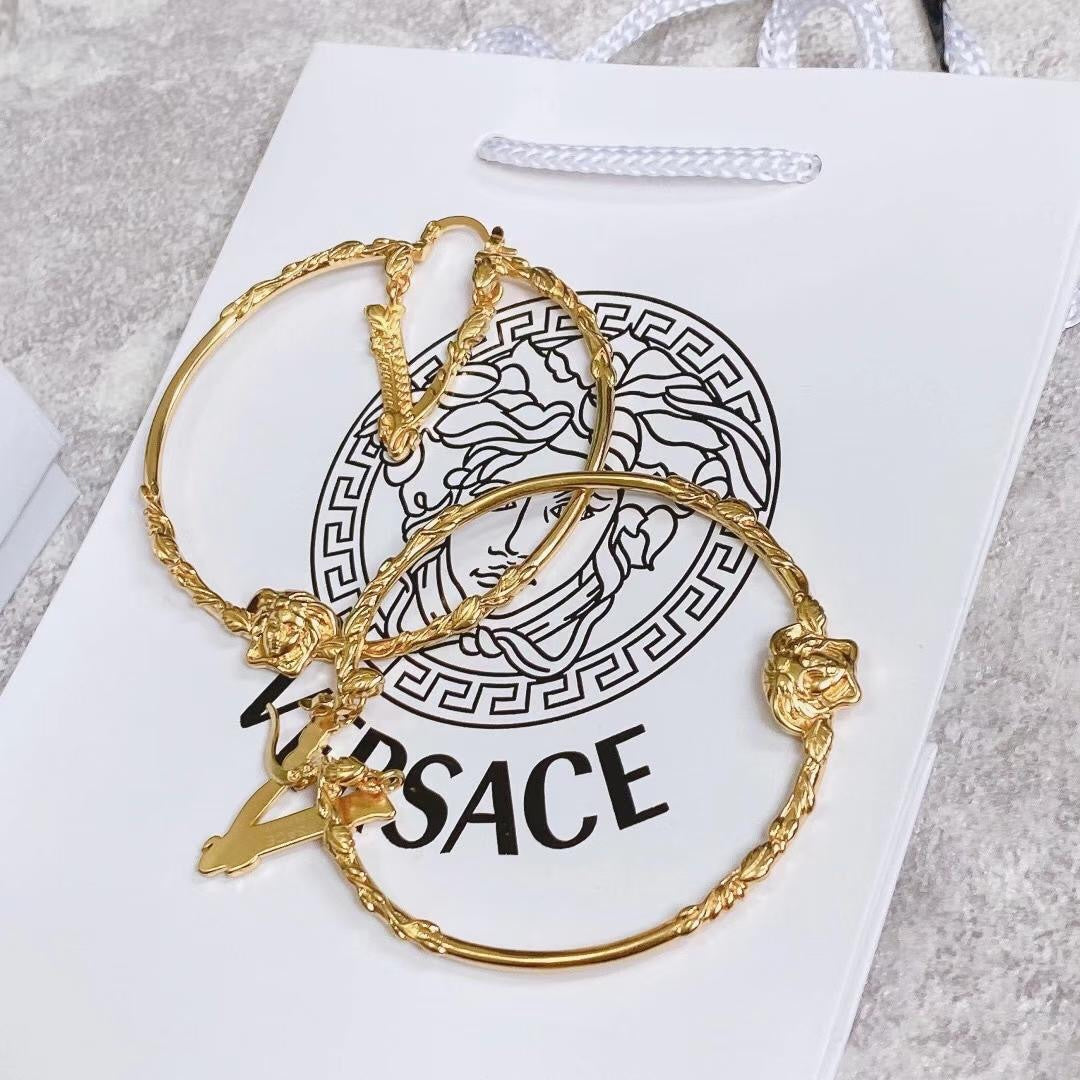 2025 Personality Sculpted Hoop Earrings