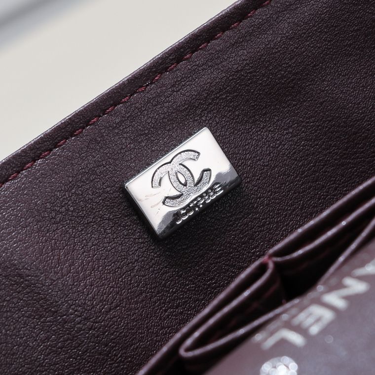 2025 Bag Classic Flap Bag W72