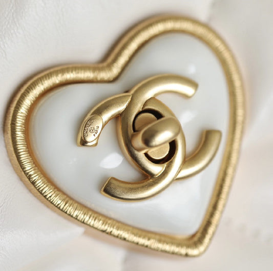 2025 Bag Classic Flap Bag W64