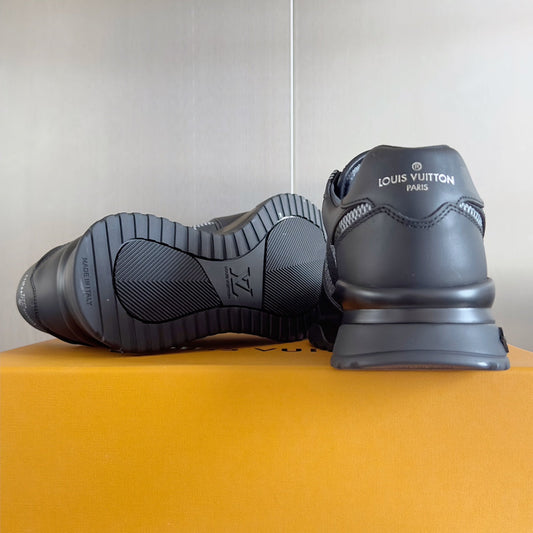 2025 250318 New high quality new color board shoes