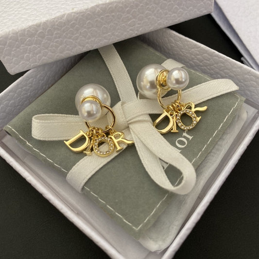 2025 Fashion Pearl Rhinestone Letter Pendant Earrings