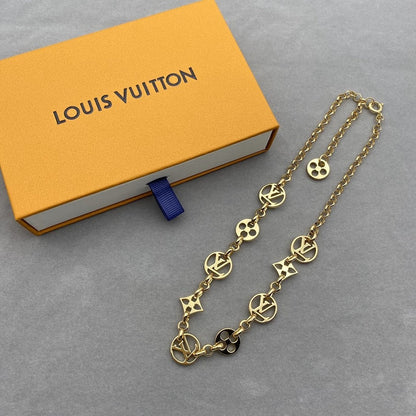 2025 Fashionable Hollow Printed Necklace