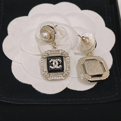2025 Classic CC Square Pearl Rhinestone Drop Earrings