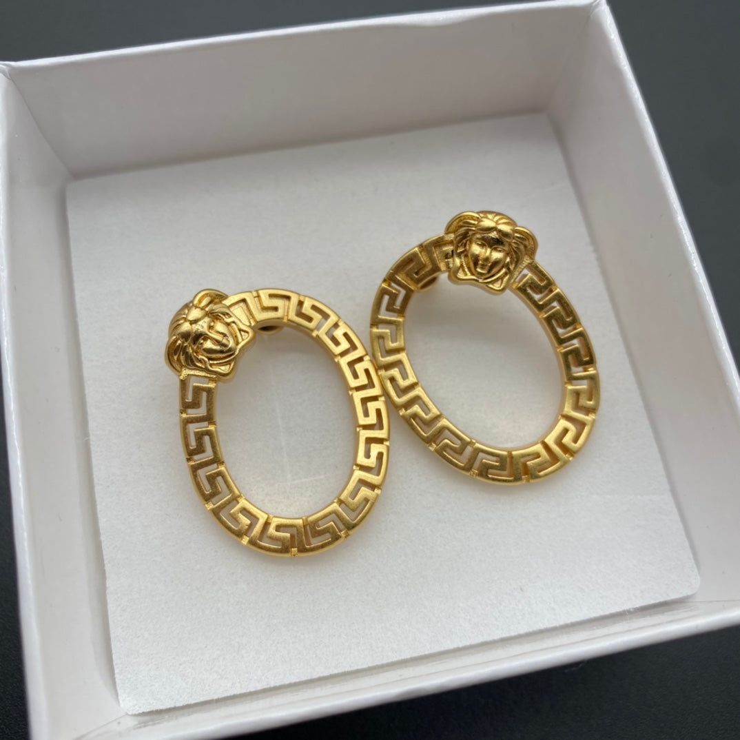 2025 Statement Oval Cutout Earrings