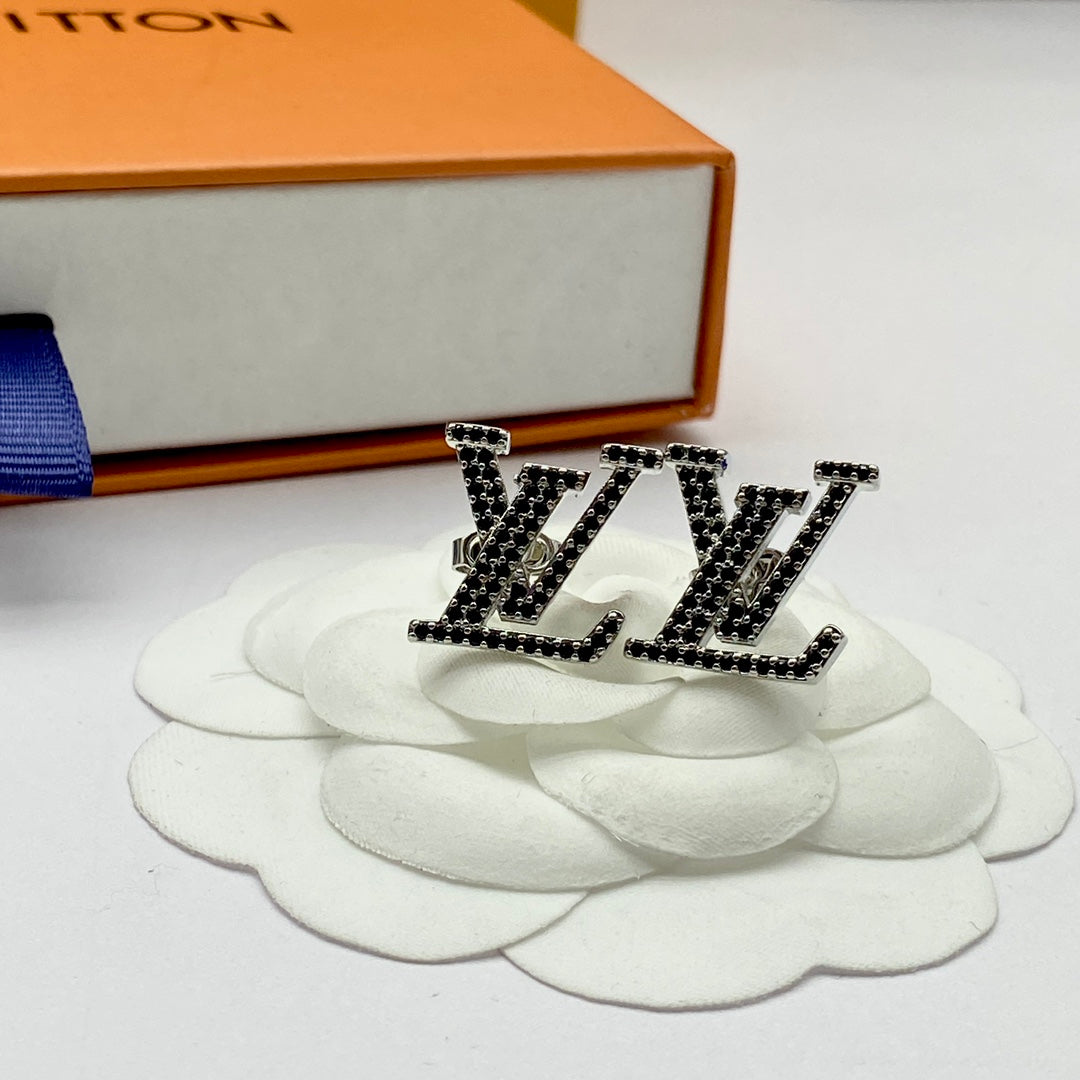 2025 Simple Crystal Diamond Letter Stud Earrings