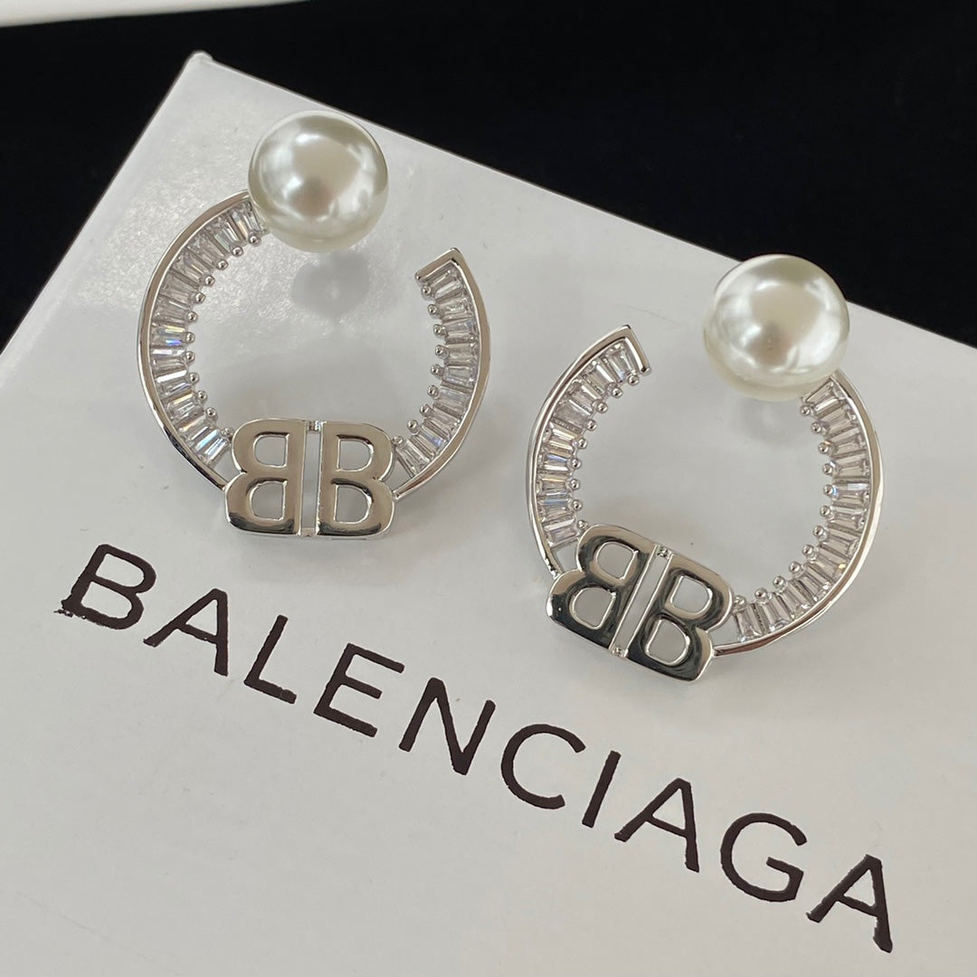 2025 Crystal Diamond Pearl Earrings