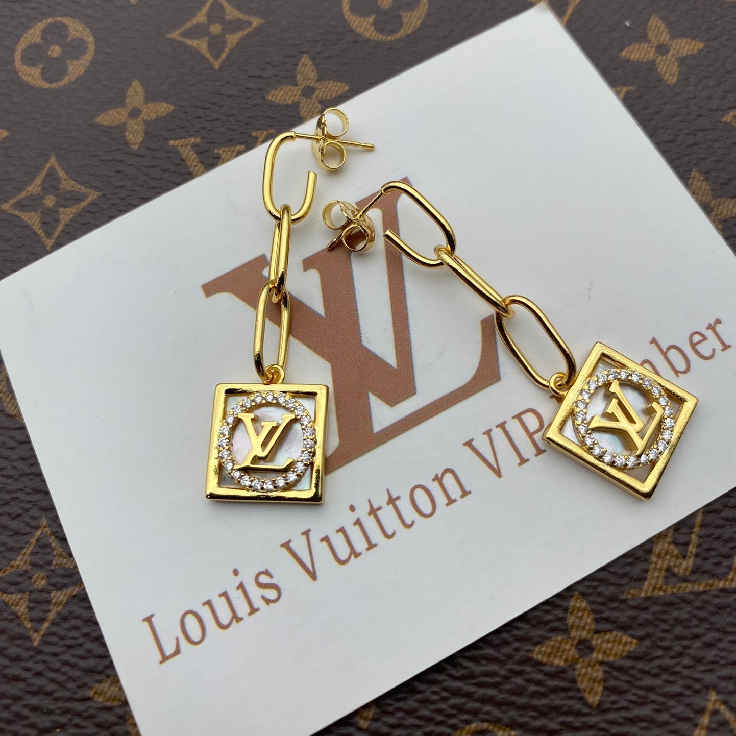 2025 Square White Shell Zircon Earrings