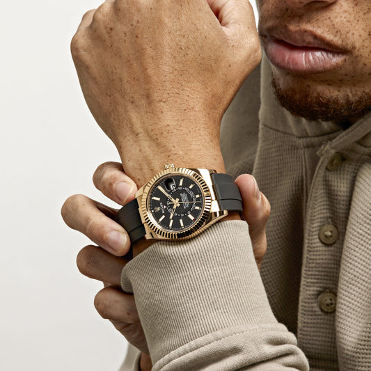 2025 Watch Sky-Dweller 336238 Yellow Gold  Bright Black Dial (2024)