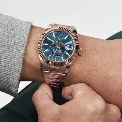 2025 Watch Sky-Dweller 336935 Rose Gold Blue Dial